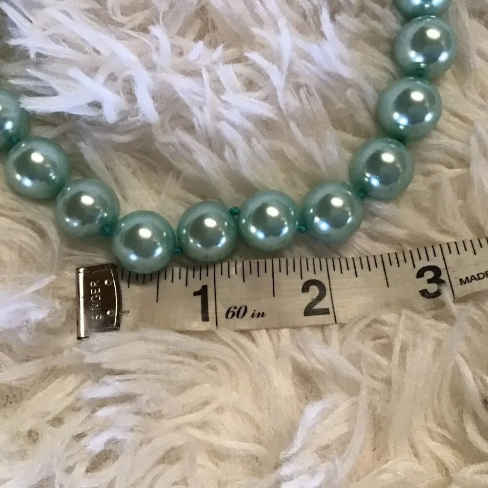 Pursuits Faux Large Teal Blue Green Pearl Necklace Lobster Hand Knot 18” NWT